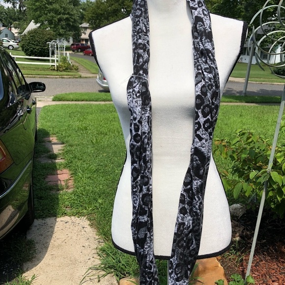 Black and Grey Infinity Scarf - Picture 3 of 3